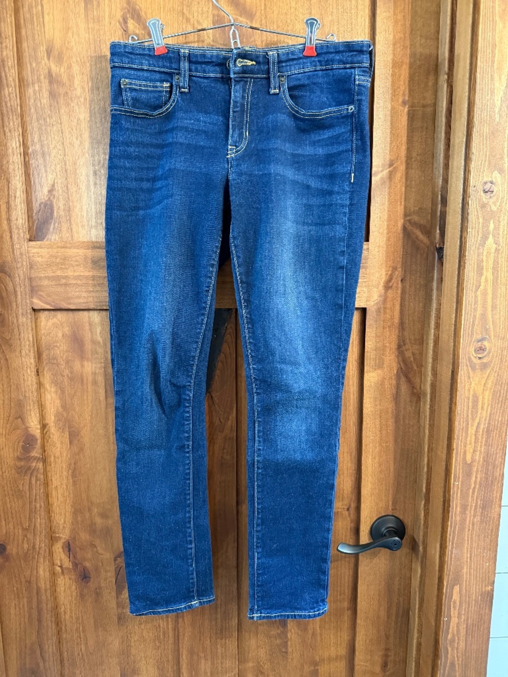 Gap Denim dark wash skinny jeans size 28